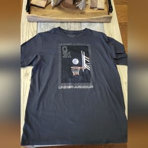 Men's Large Under Armour Tee